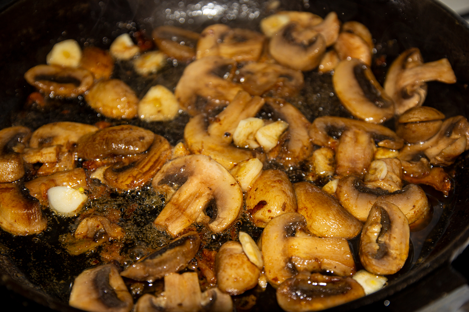 чеснок обжаренный с шапиньонами по рецепту