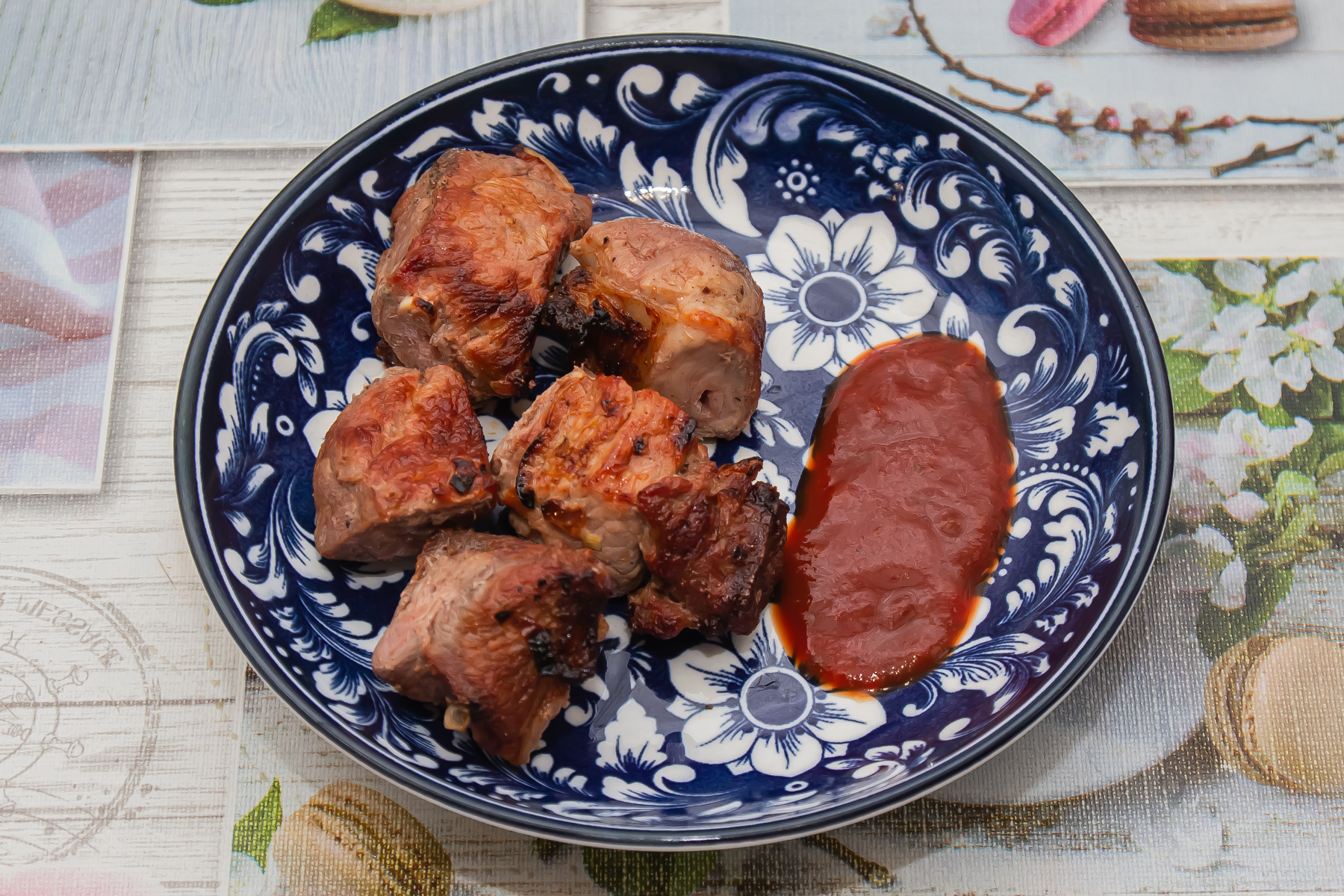 Шашлык из свинины с помидорами