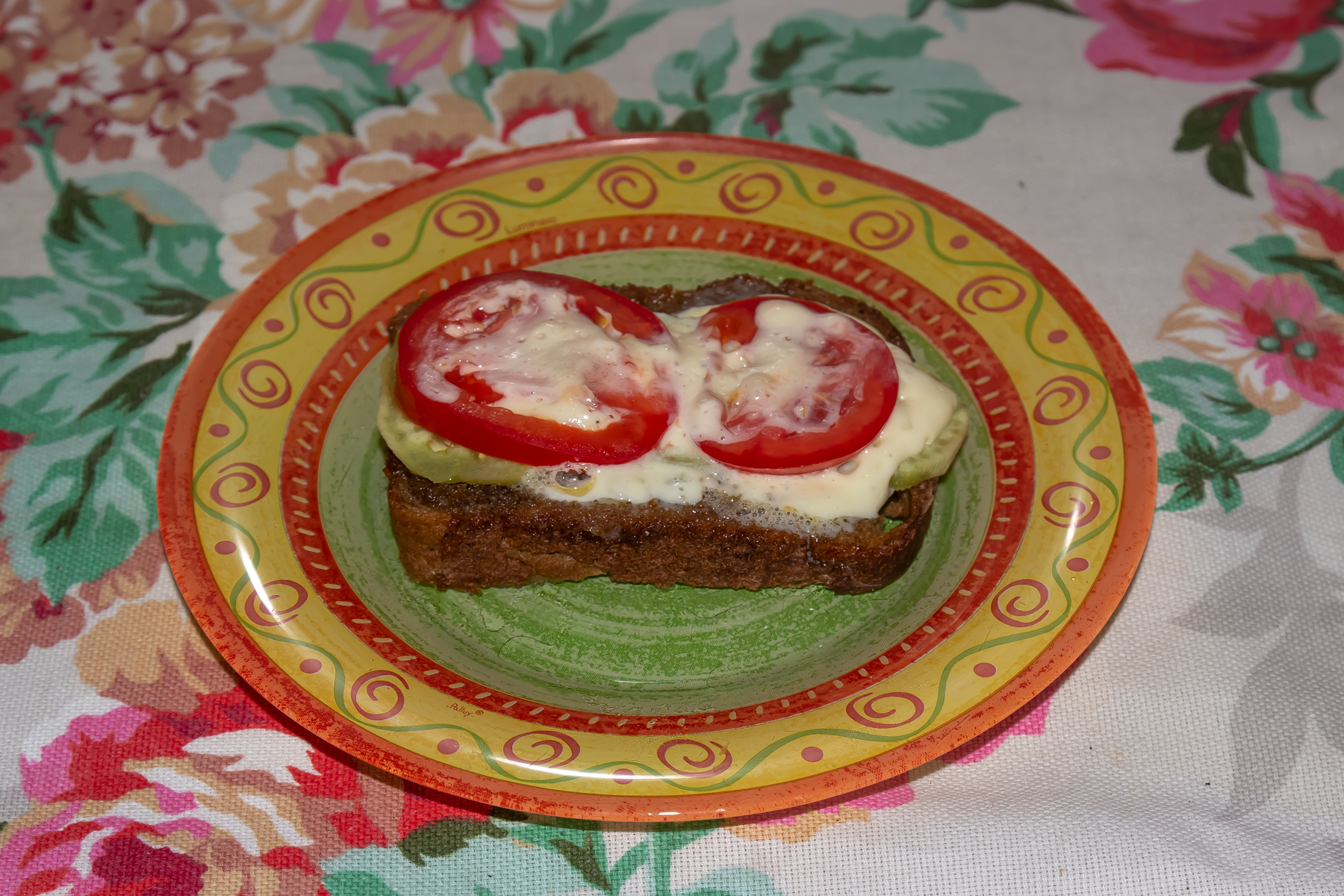 Фото к рецепту Горячие бутерброды по-бакински Горячие бутерброды по-бакински