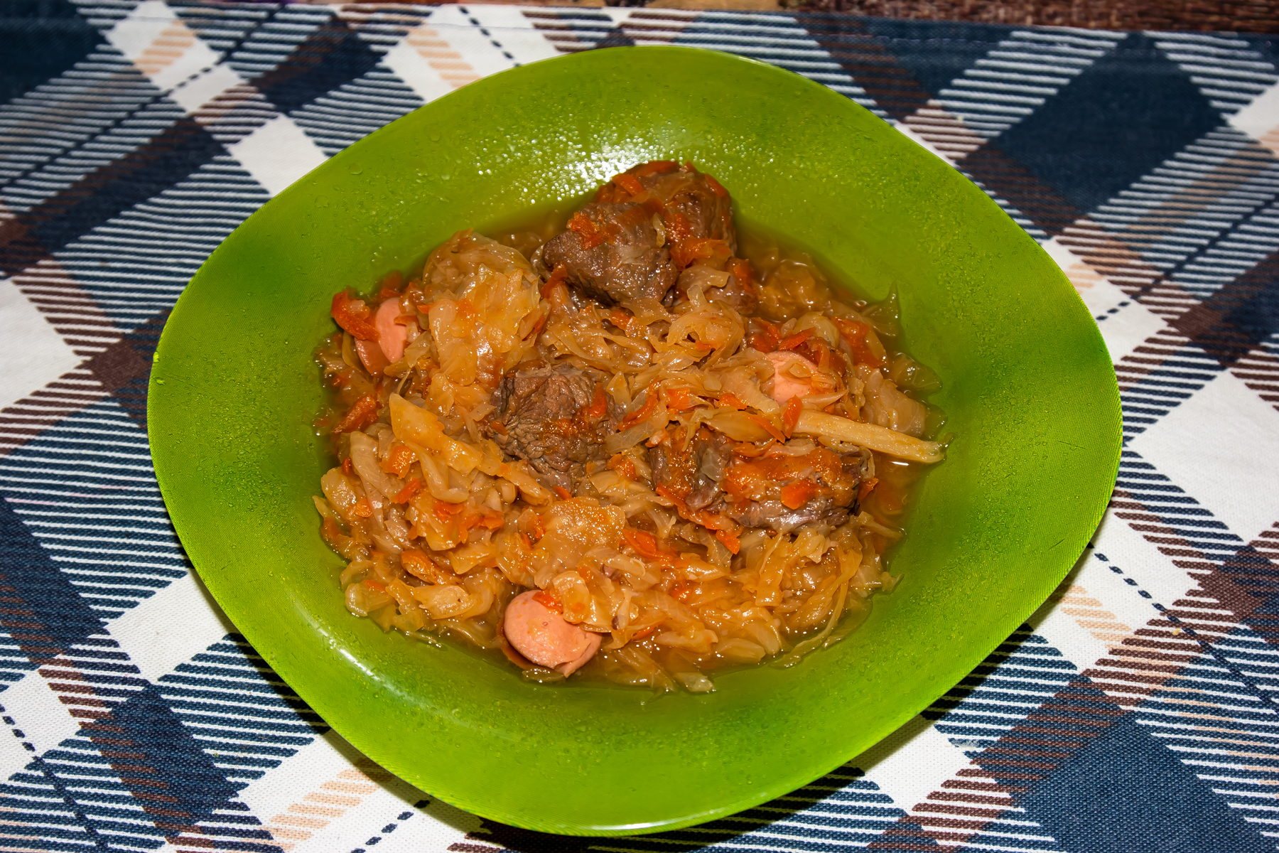 Солянка из капусты с говядиной