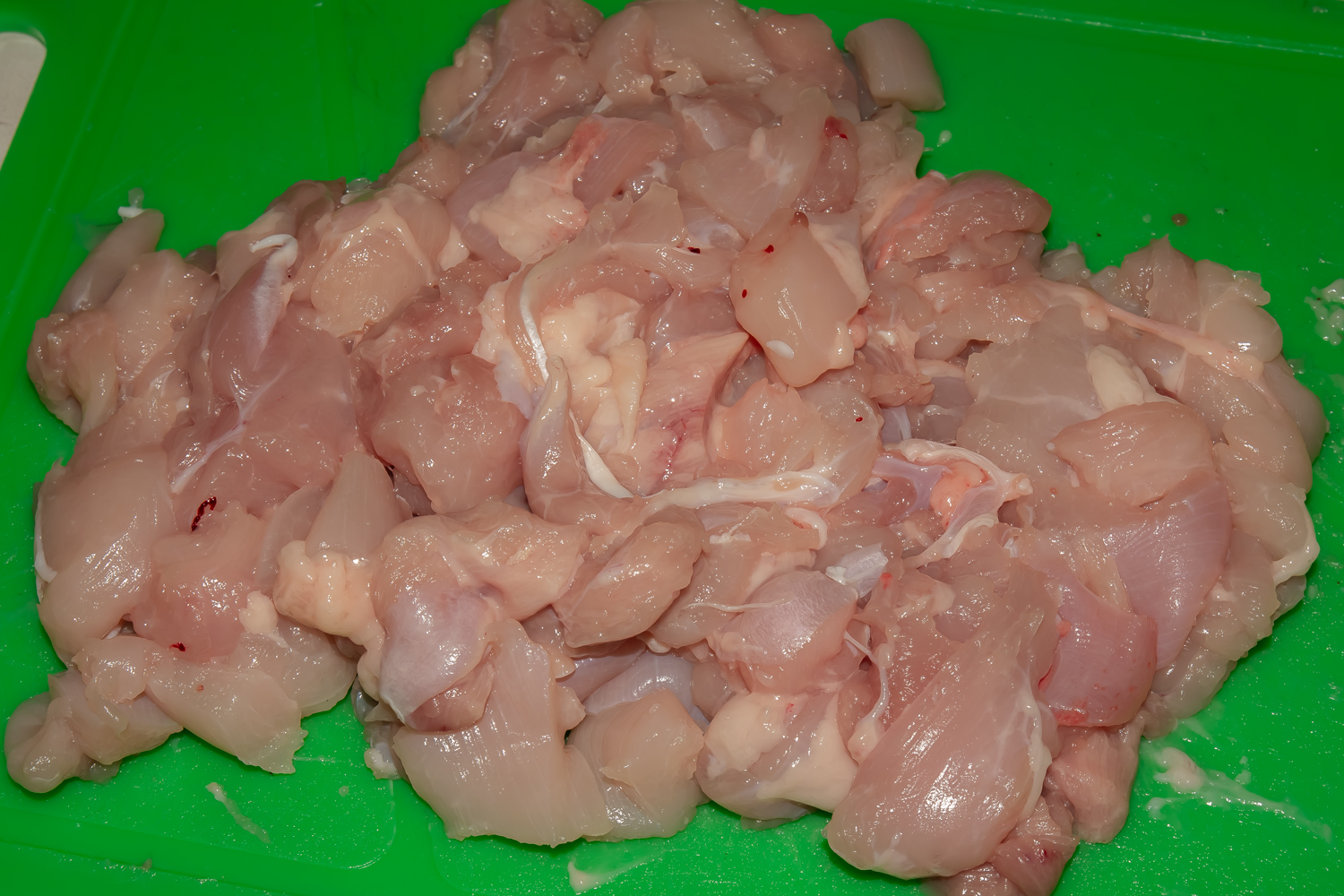 нарезанное мясо по рецепту Самса с курицей 