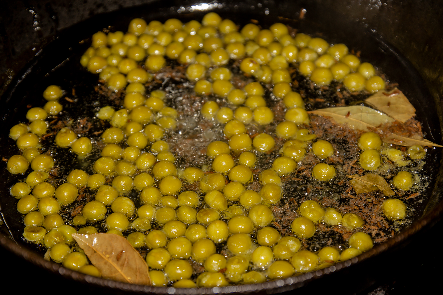 обжаренный горох по рецепту Рис с морковью и горошком 