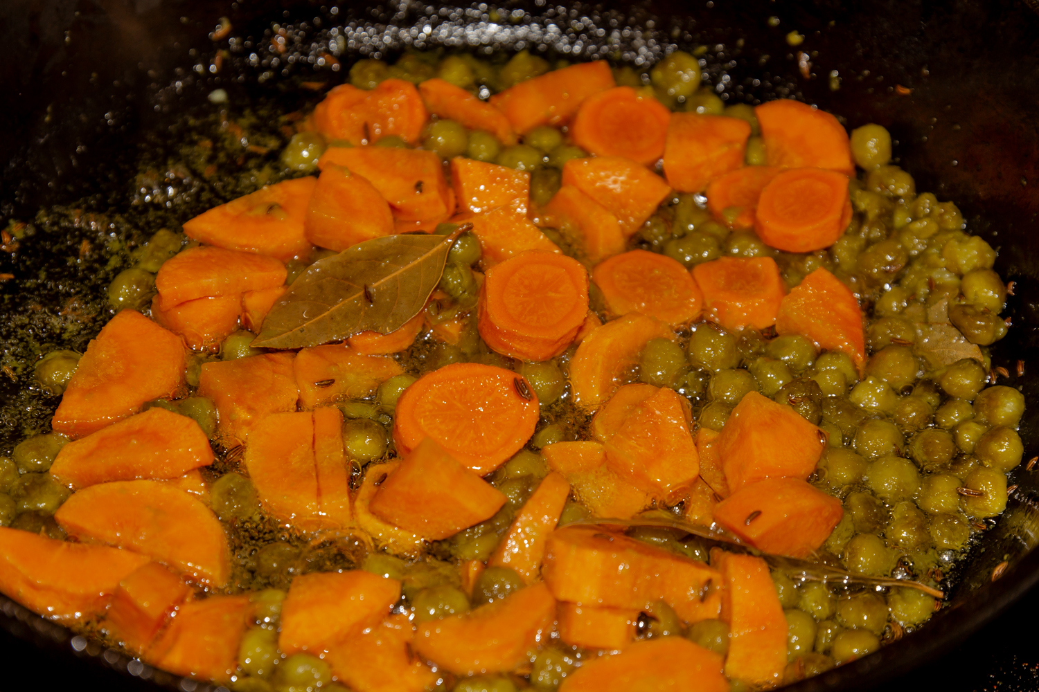 морковь с горохом по рецепту Рис с морковью и горошком 