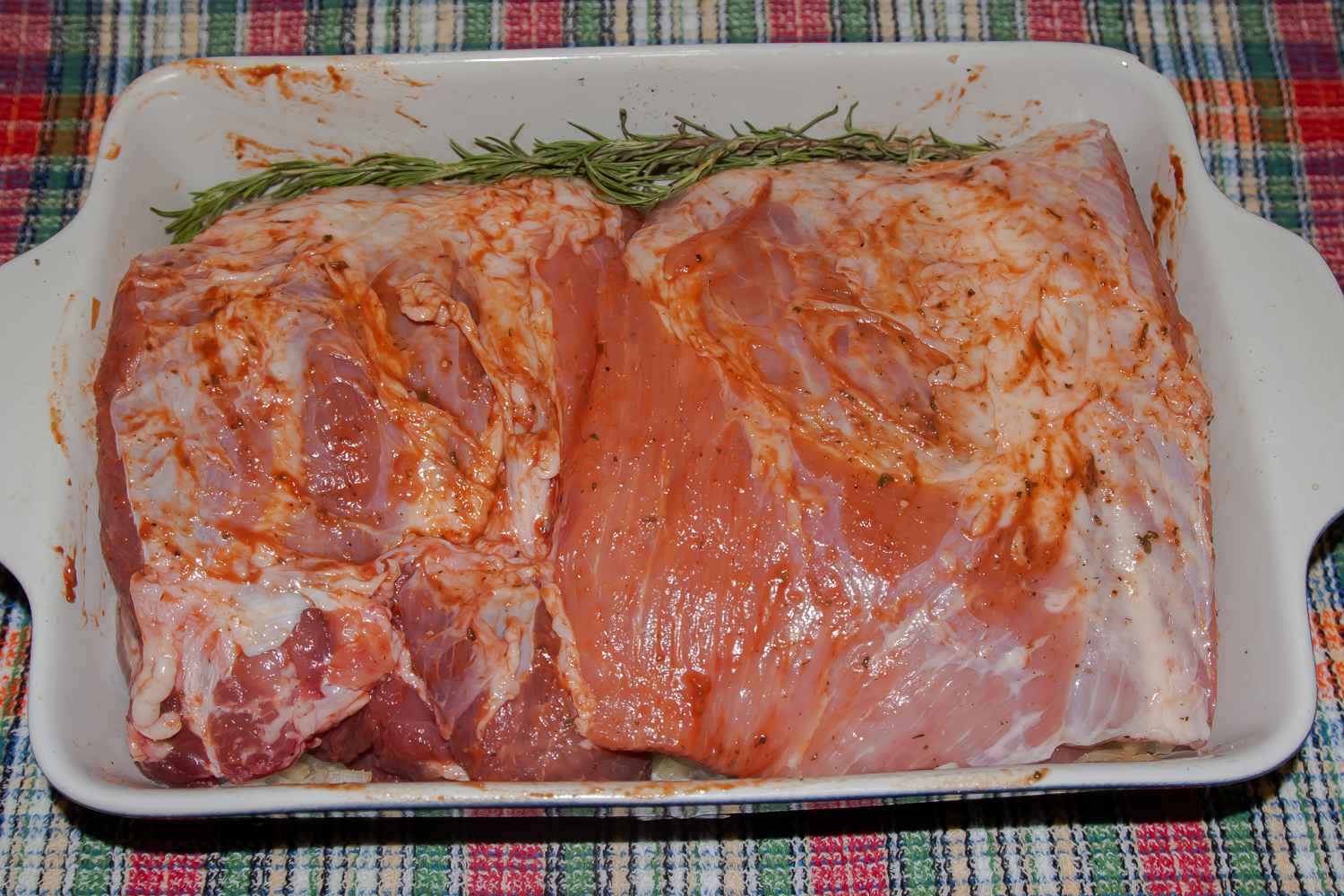 мясо выложенное на лук по рецепту Мясо в духовке