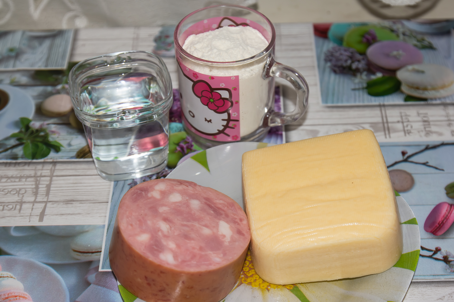 продукты для рецепта Чебупели с ветчиной и сыром