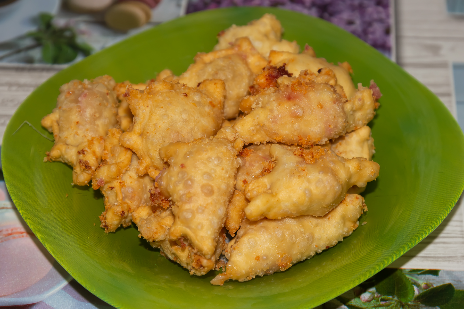 Чебупели с ветчиной и сыром